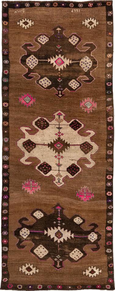 Turkish  Mocha 4′ x 10′