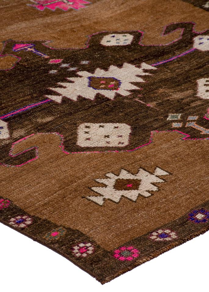 Turkish  Mocha 4′ x 10′