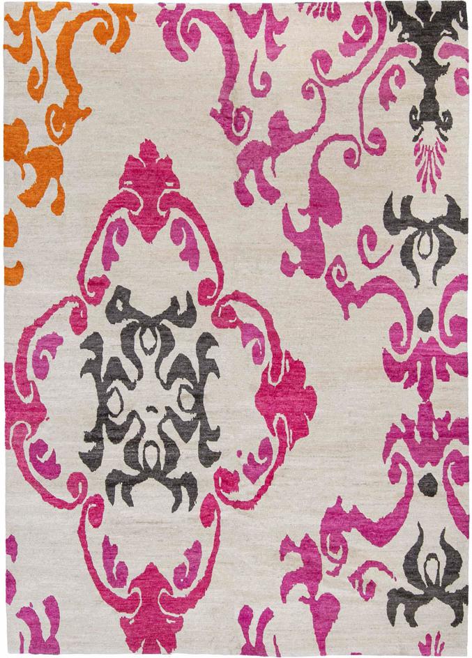 Flora Fuschia 8′ x 10′