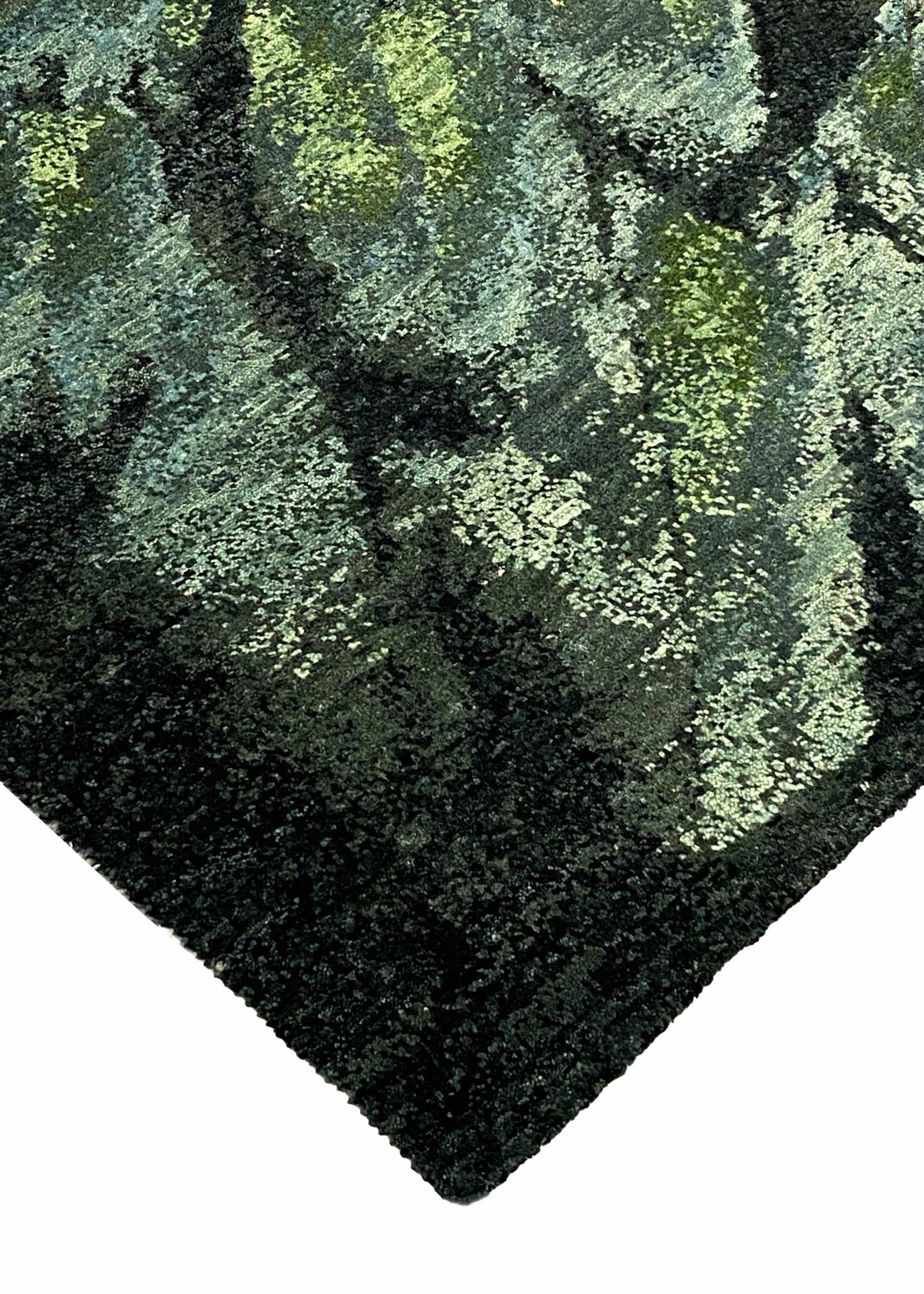 Divine Plumage Jade 6′ x 9′