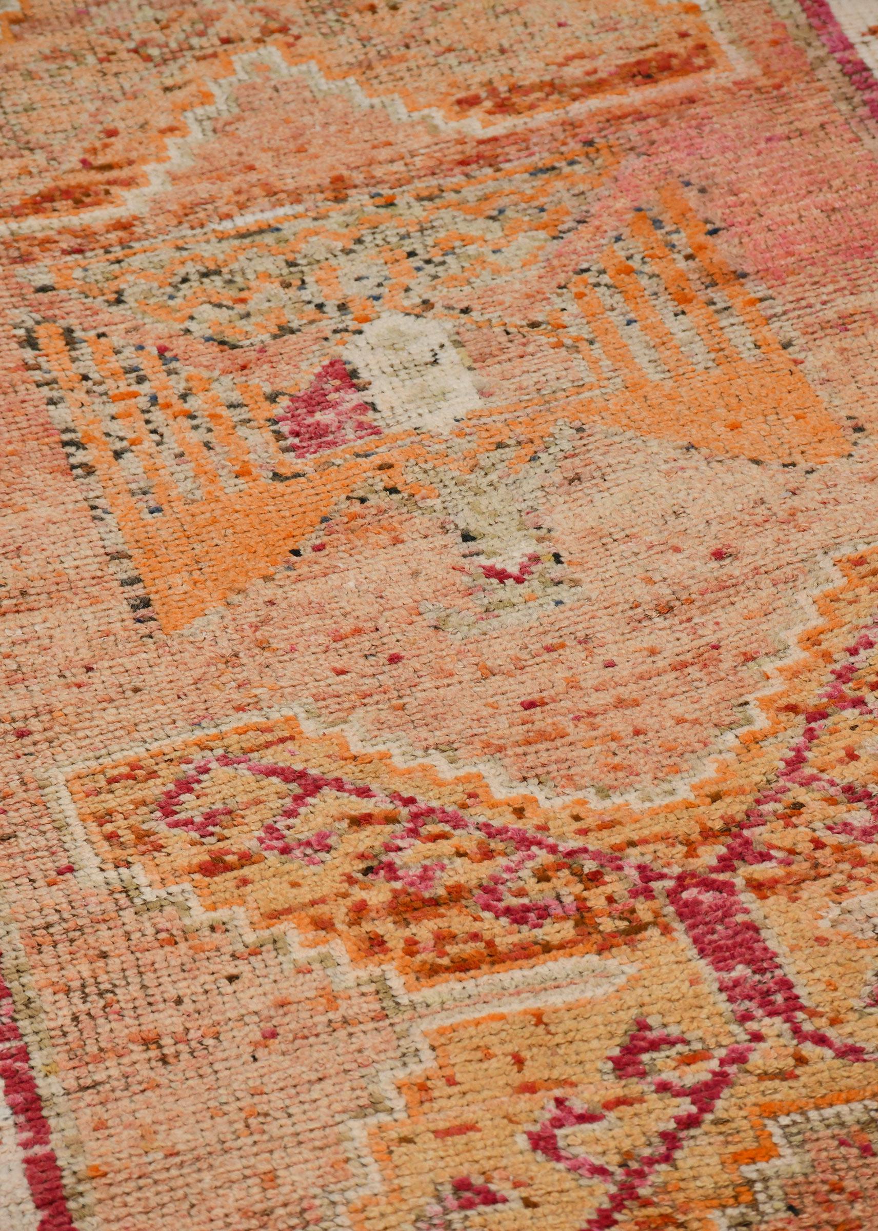 Anatolian Rouge 3′ x 10’5″