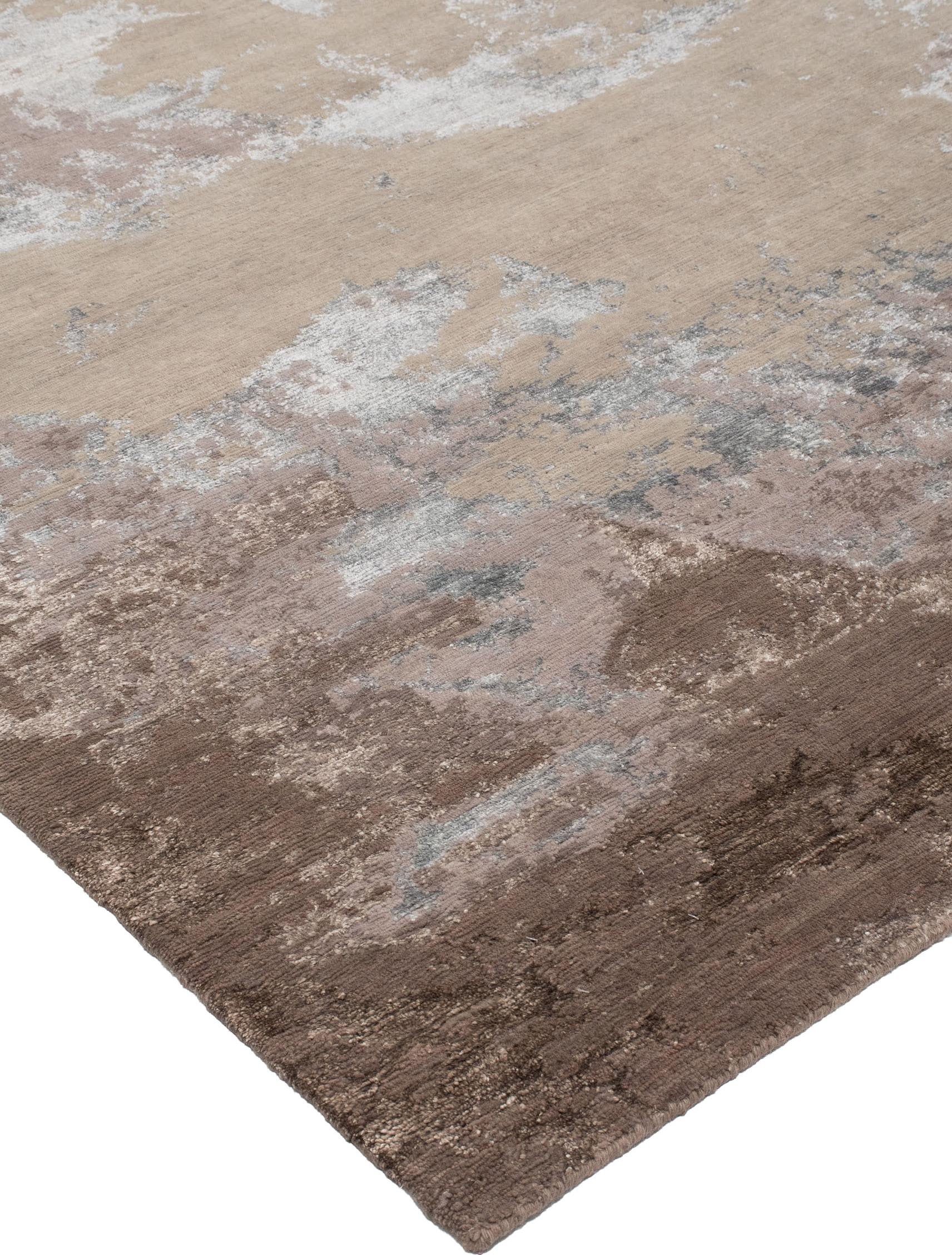 Embellish Cocoa 8′ x 10’2″