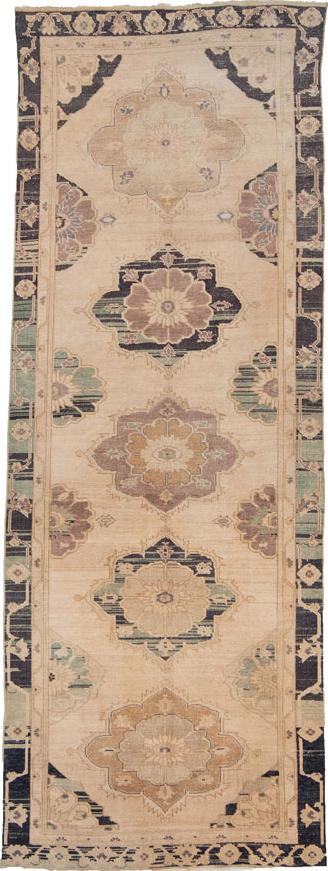 Anatolian Soft Taupe 4’8″ x 12′