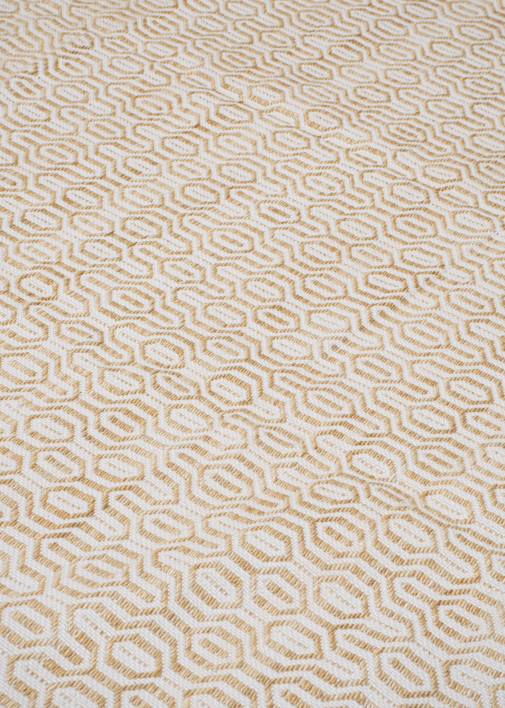 Houndstooth Tangent 9′ x 12′
