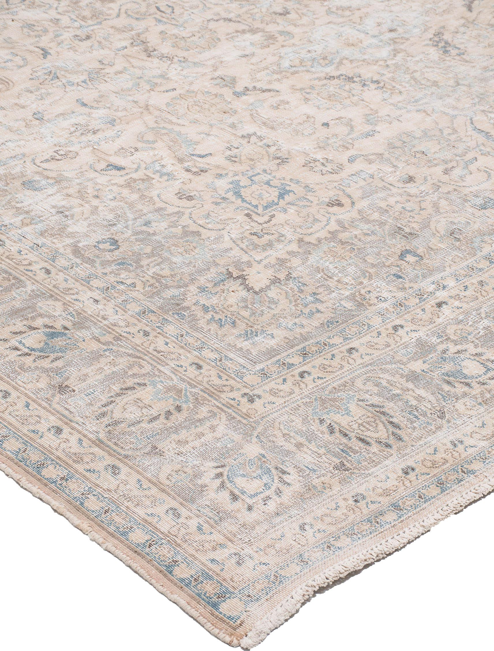 Circa Bisque 9’9″ x 12’2″