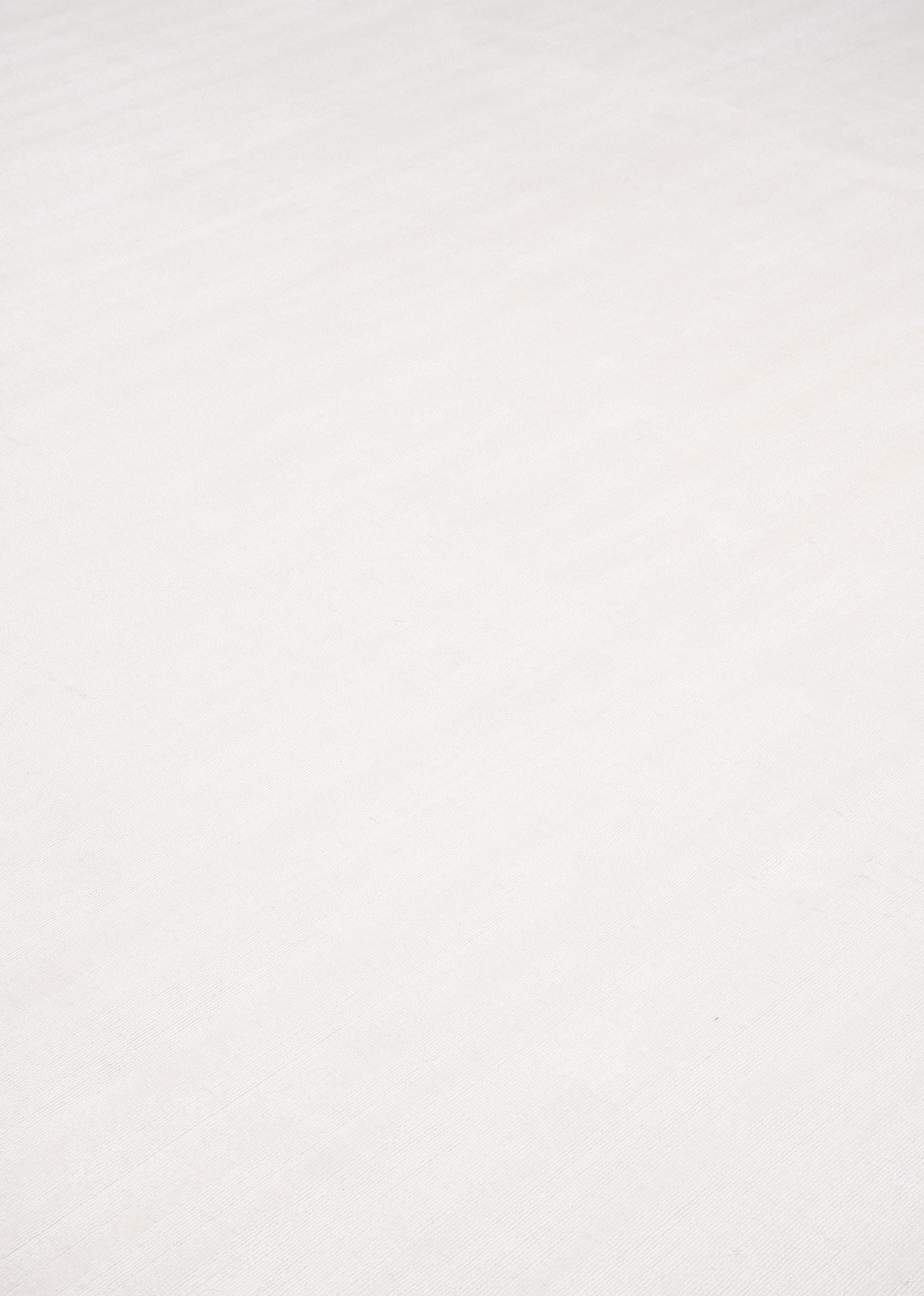 Chroma Snow 10′ x 13’11”