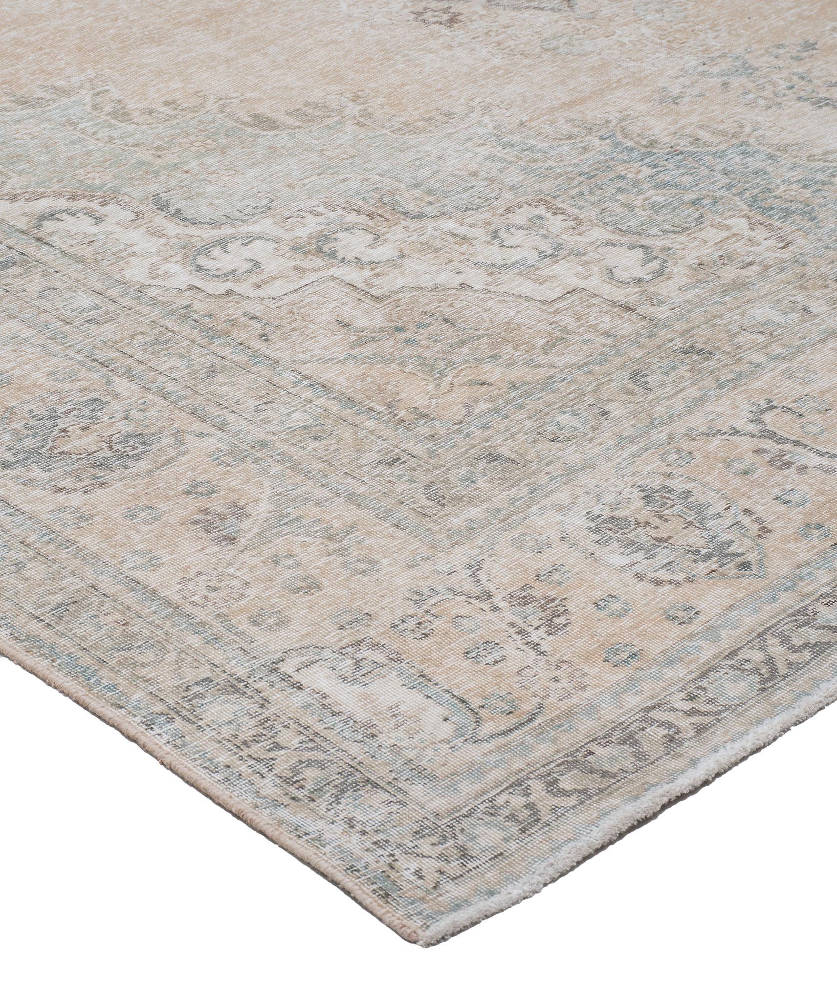 Vintage Khaki 9’8”x16’1”
