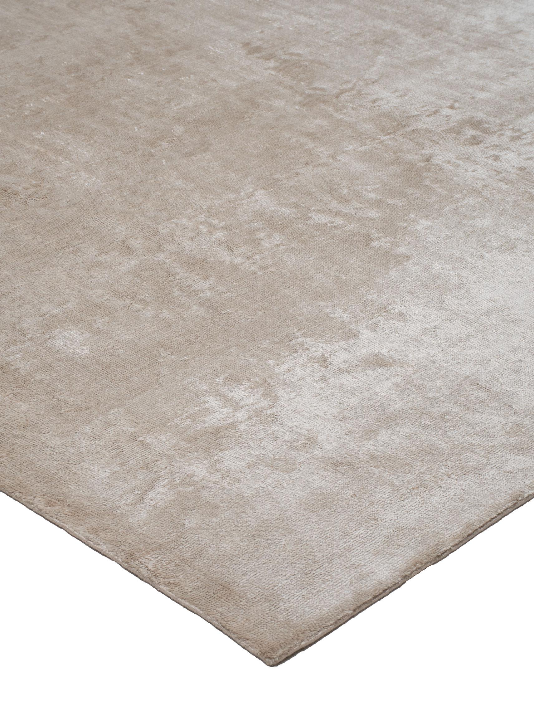 Slick Champagne 9′ x 12′