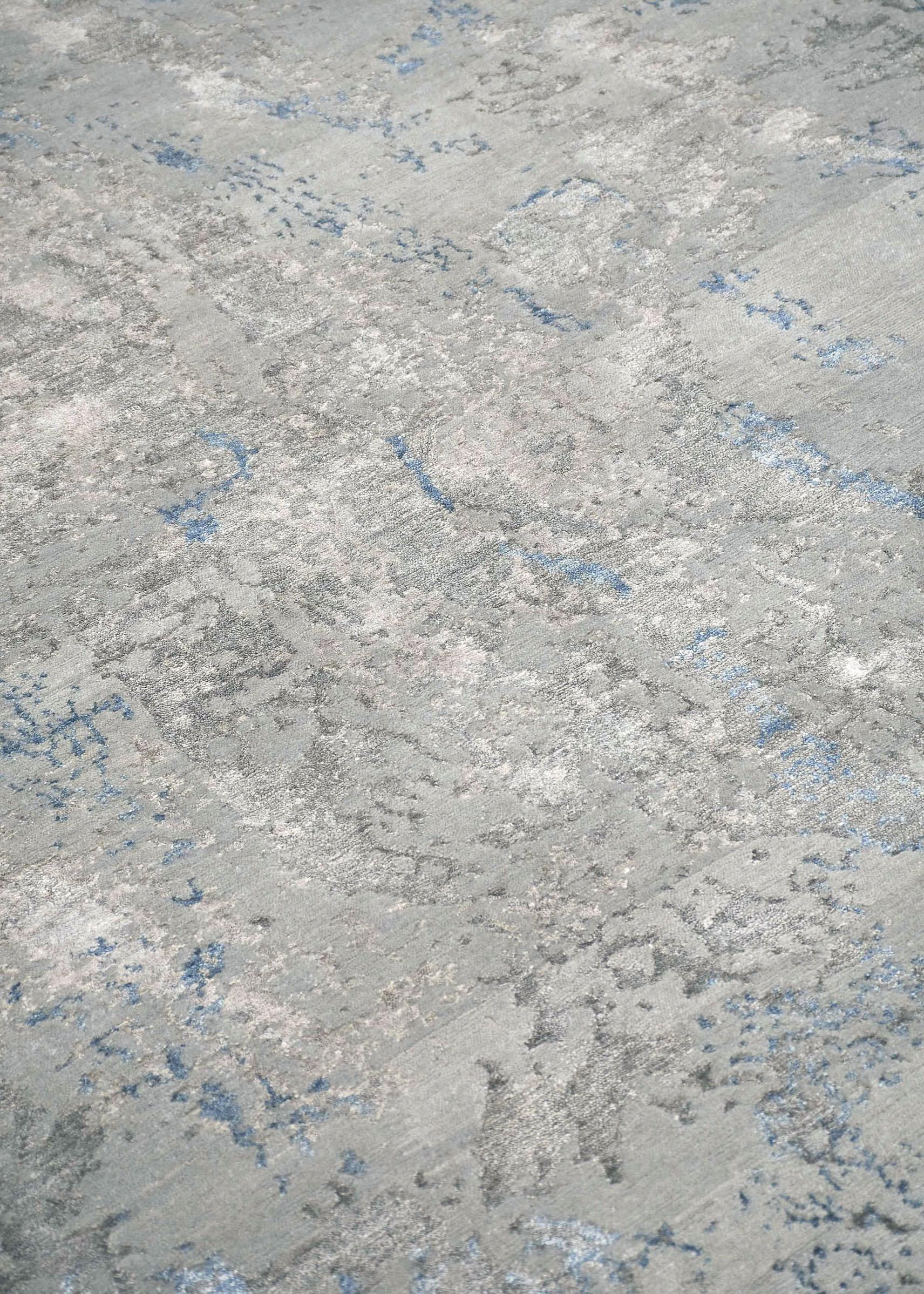 Boxter Blue 10′ x 14’2″