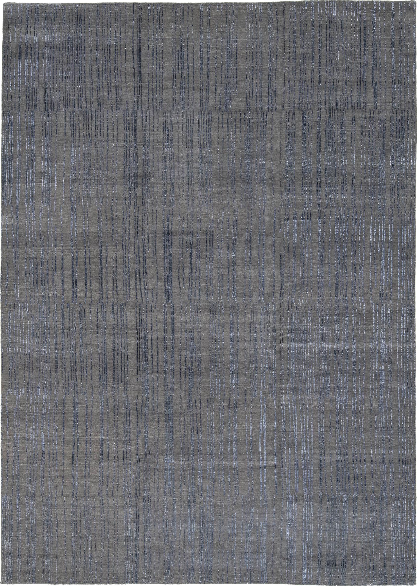 Lineage Midnight 10′ x 13’9″