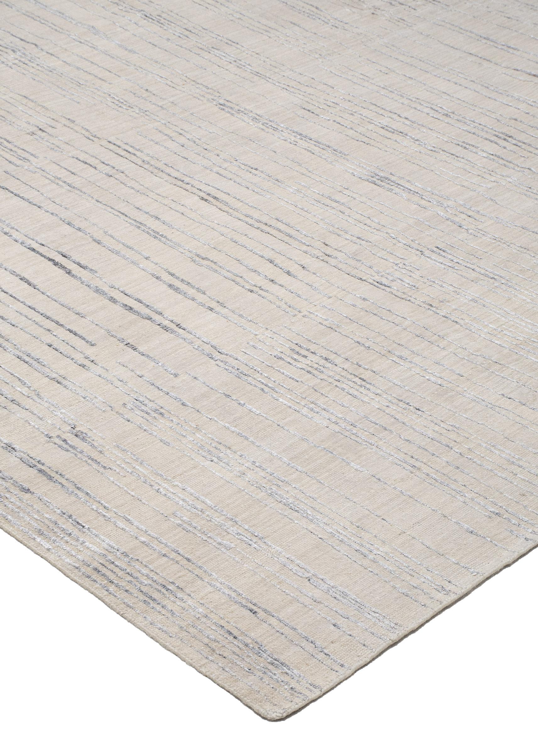 Lineage Bisque 9’2″ x 11’10”