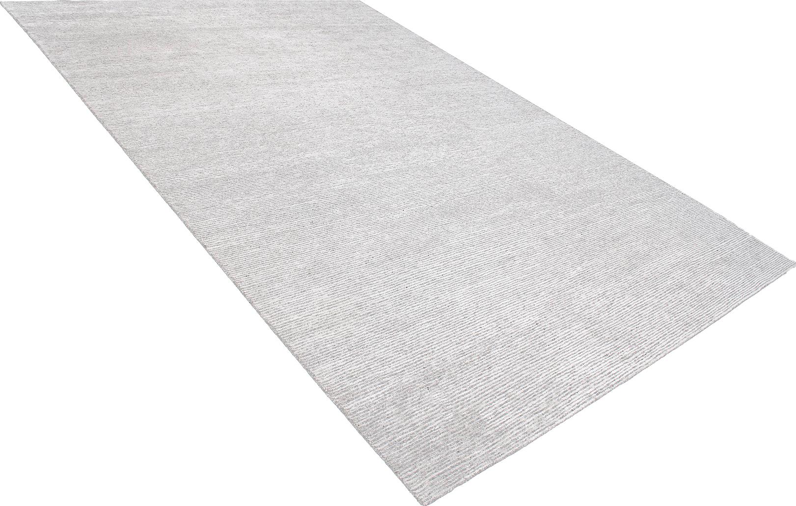 Relax Silver 9′ x 12’2″