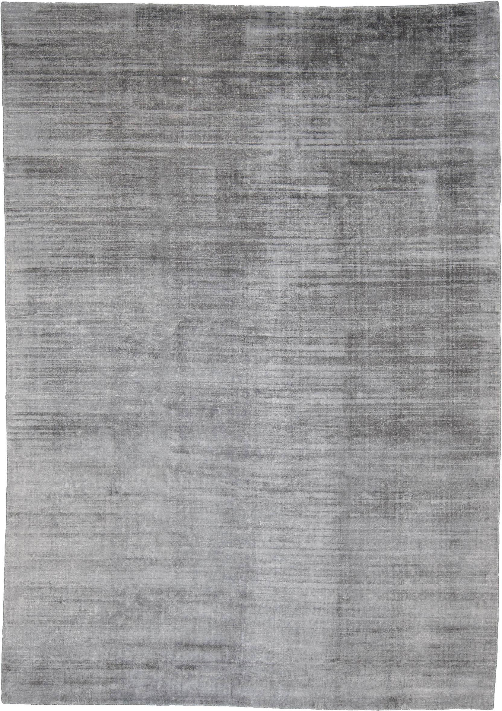 Chroma Silver 8’11” x 11’11”