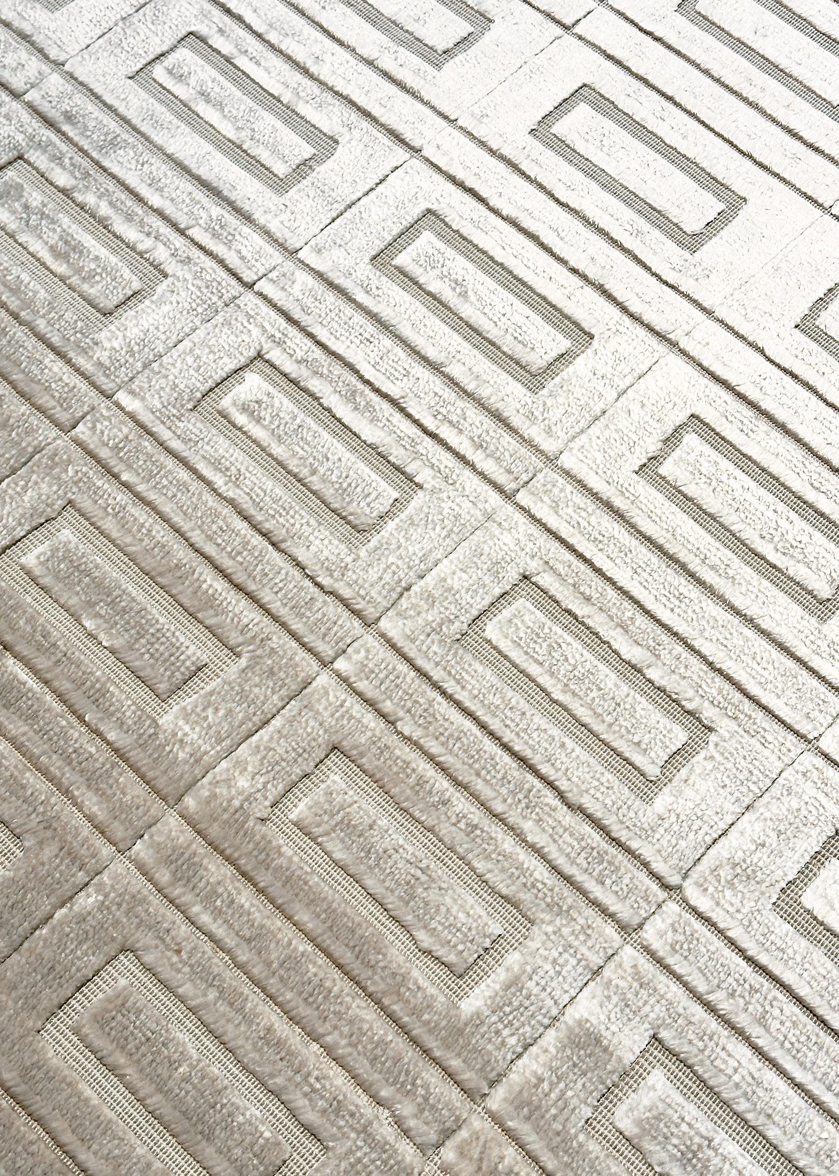 Slick Silver 9′ x 12′