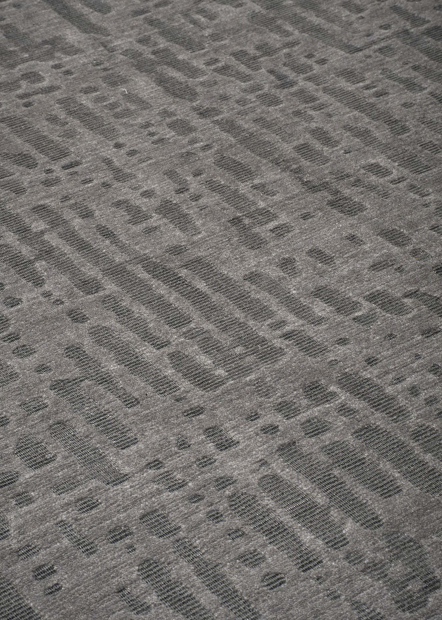 Aurora Charcoal 12′ x 15′