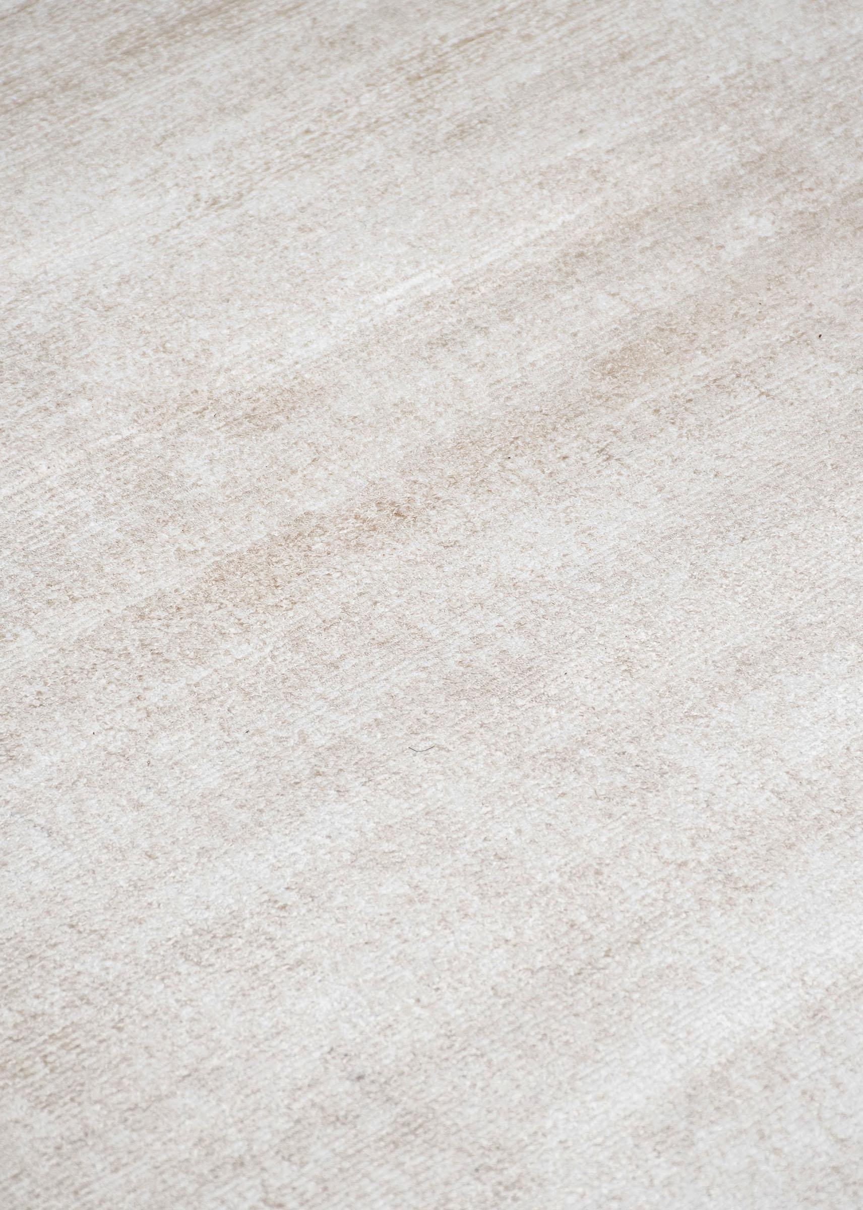 Chroma Champagne 12′ x 14’11”