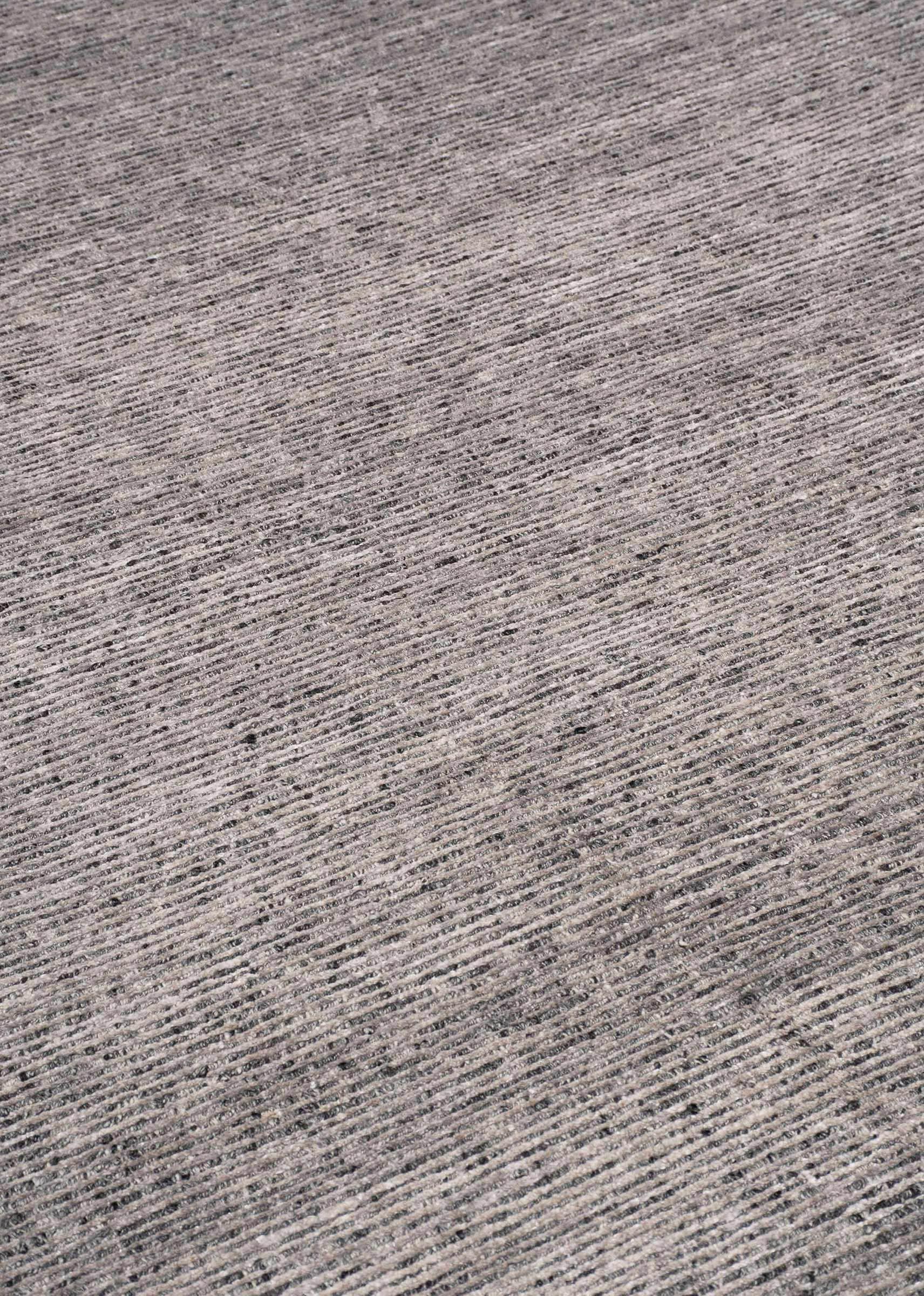 Relax Gray 10′ x 14’3″