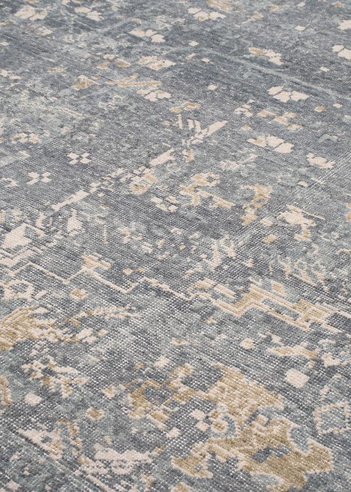 Retro Blue 8′ x 10′