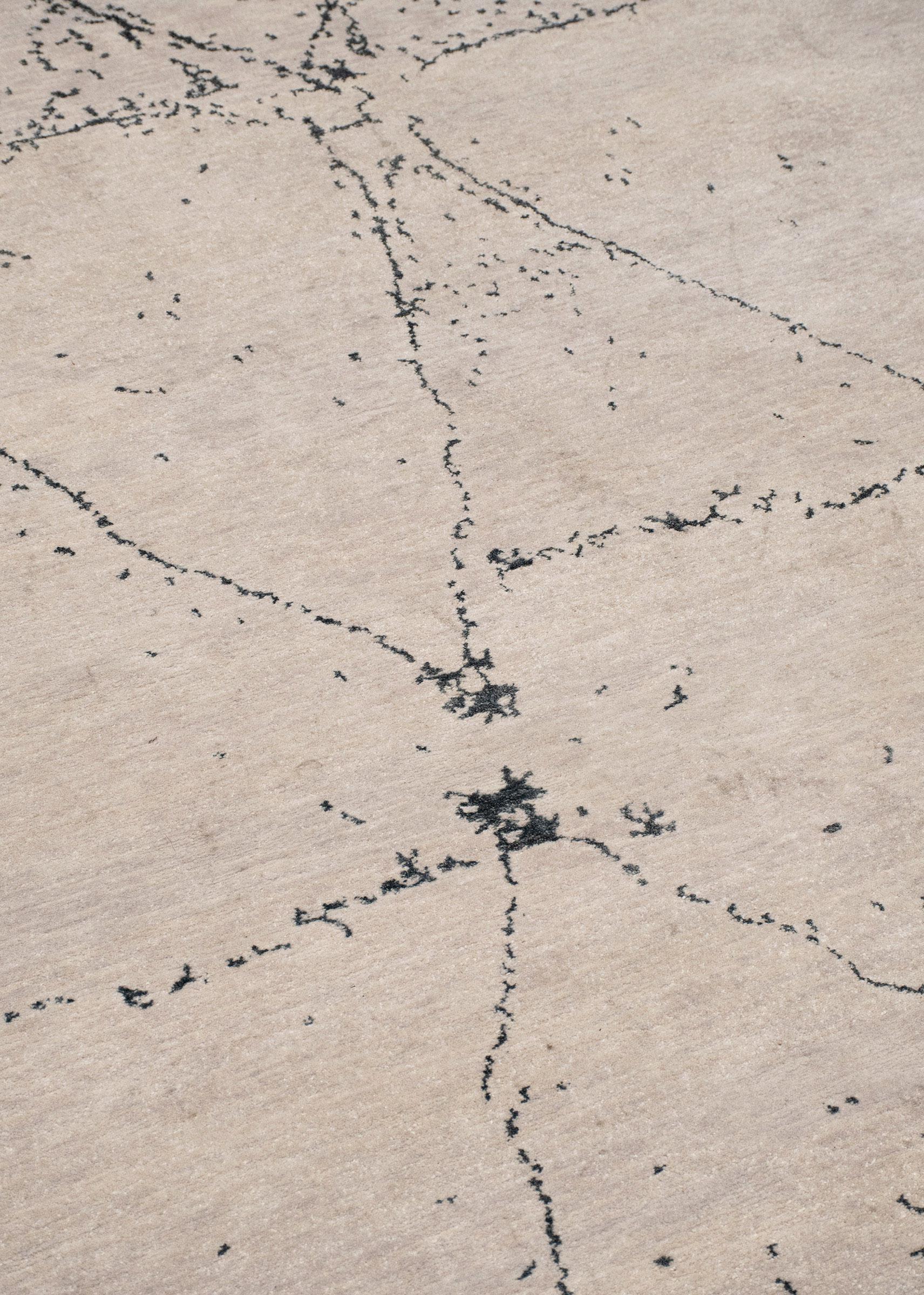 Dazu Sand 8′ x 10′