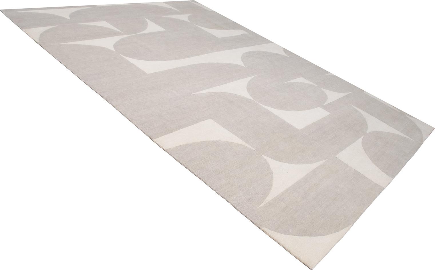 Mid Century Ivory  10’1”x14’1”